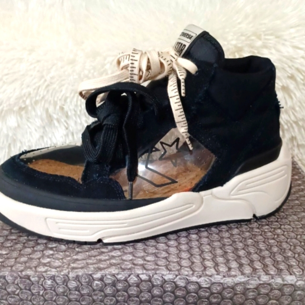 Converse Joshua Vides